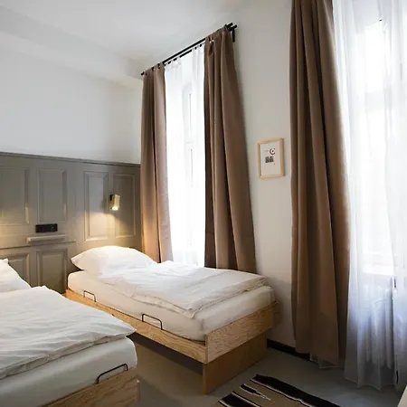 Schillinger-berlin - Dance, Sleep, Repeat!
