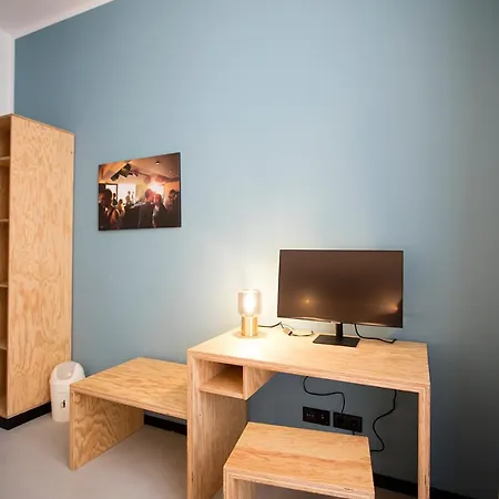 Schillinger-berlin Am Tempelhofer Feld Aparthotel *