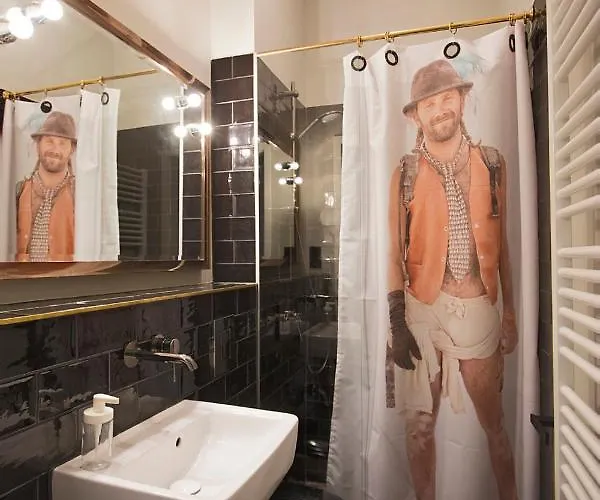 Schillinger-berlin Am Tempelhofer Feld Lägenhetshotell