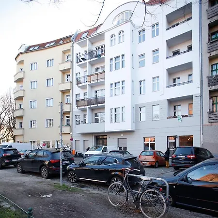 Apart-hotel Schillinger-berlin Am Tempelhofer Feld 3*