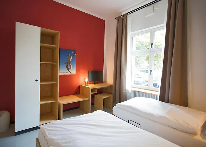 Schillinger-berlin Am Tempelhofer Feld